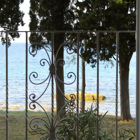 Teresa Seafront * Savudrija